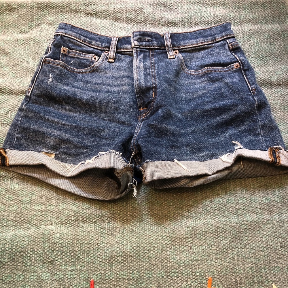 Gap High Waisted Shorts W26